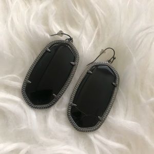 Kendra Scott Danielle Earrings